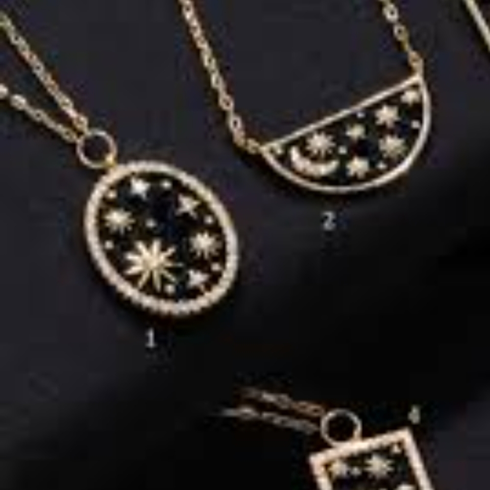 Oval Star Necklace